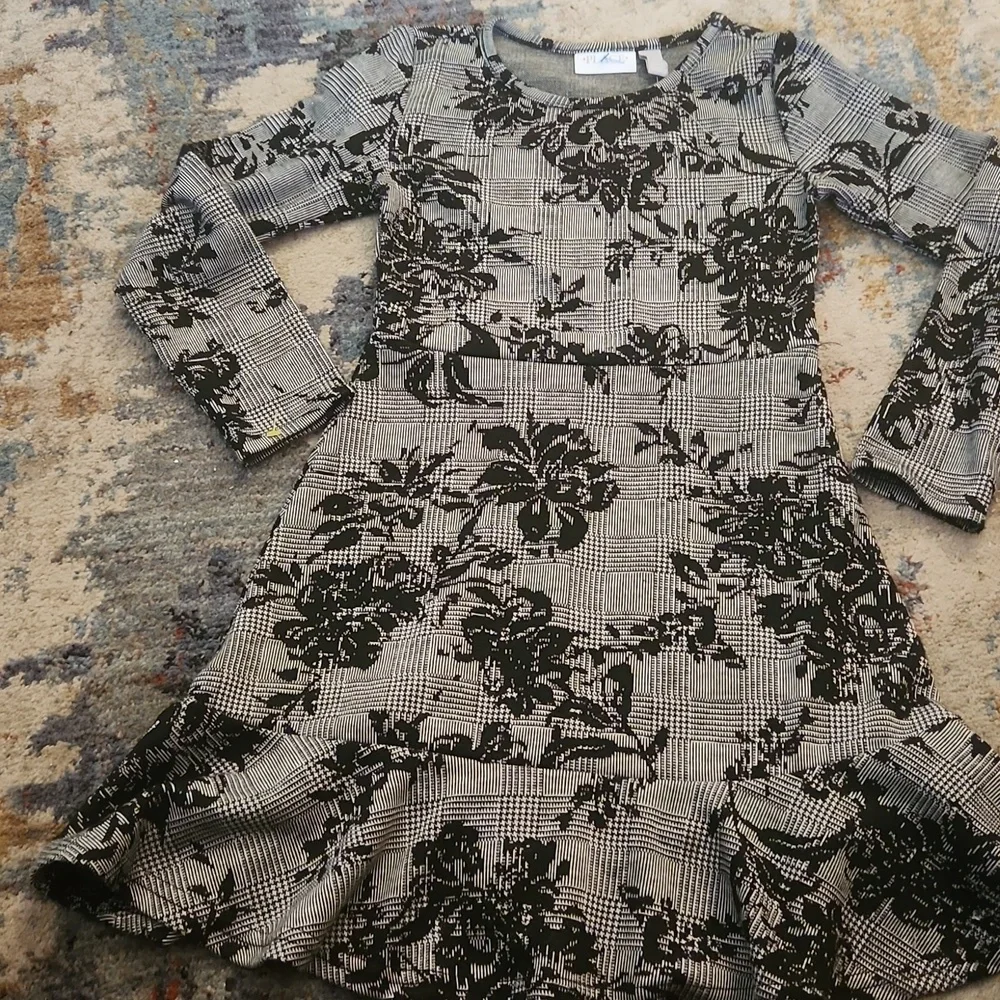 Girls Size 7 8 CHILDRENS PLACE Dress Long Sleeve Black Floral Plaid CASUAL New